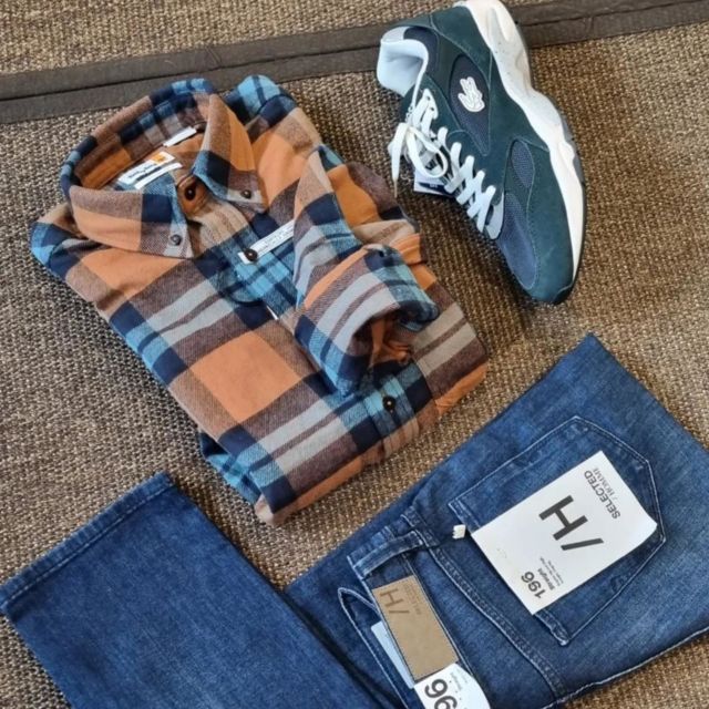 @scandinaviansportsmen
・・・
Många fina nyheter och vi jobbar på med att packa upp höstens plagg! På bild ser du nyheter från Timberland, Lacoste och Selected Homme 🍂